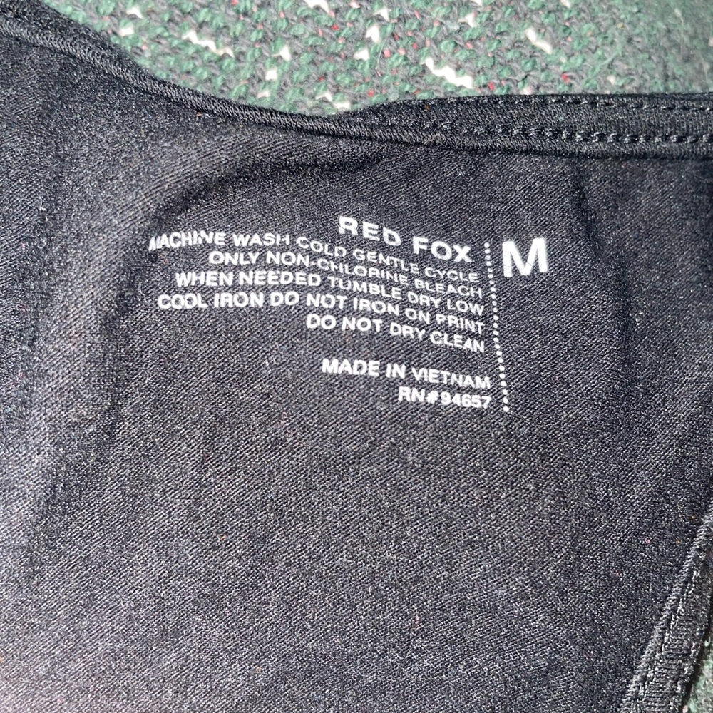 Red fox black cropped tank top. Size medium
